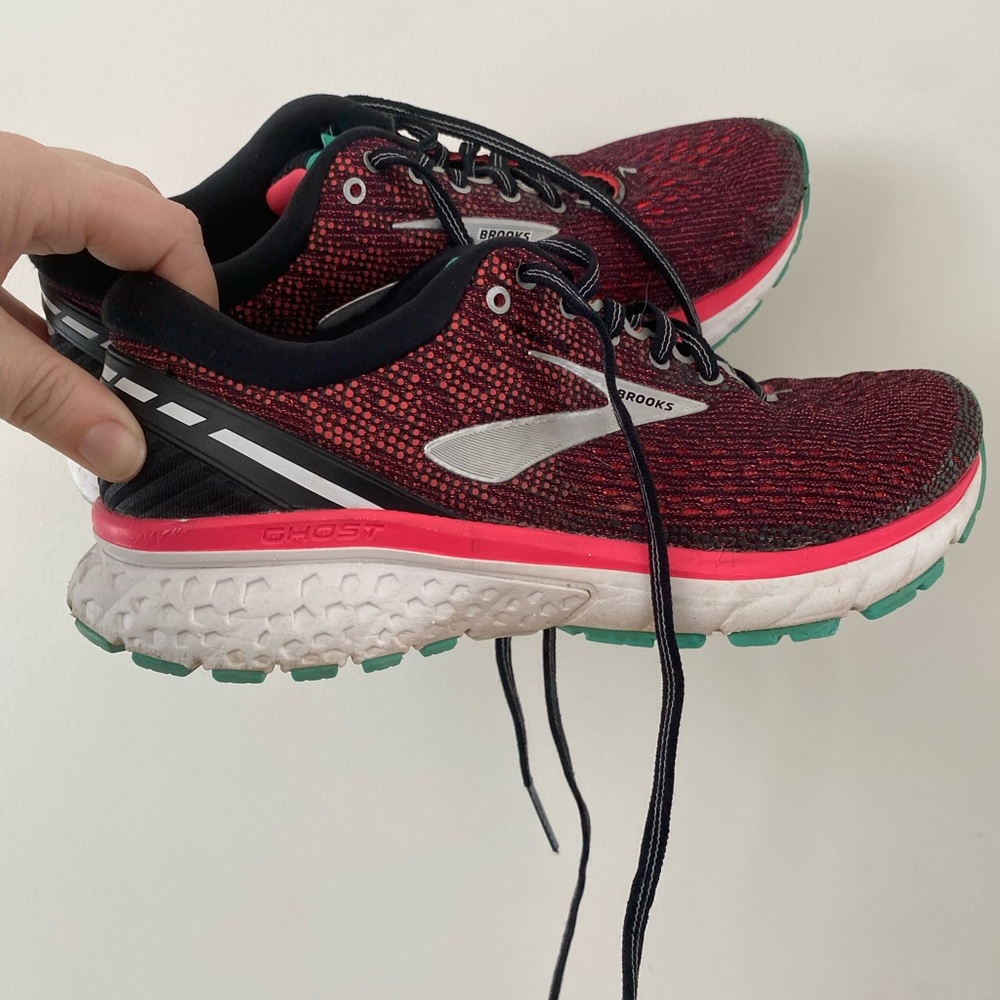 Brooks pink and White Athletic Running Shoes with Cushioned Midsole